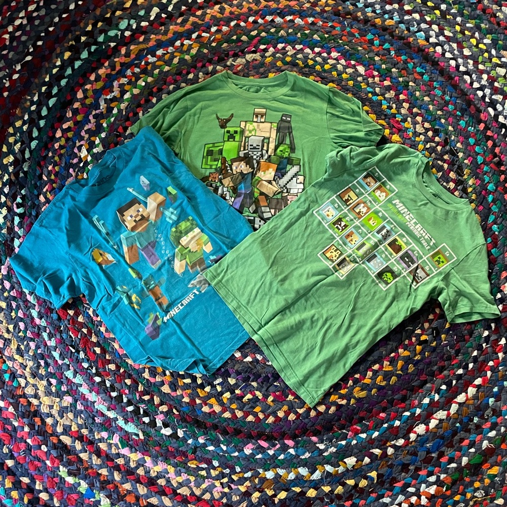 Kids Graphic T-Shirts - Green & Blue Minecraft Large